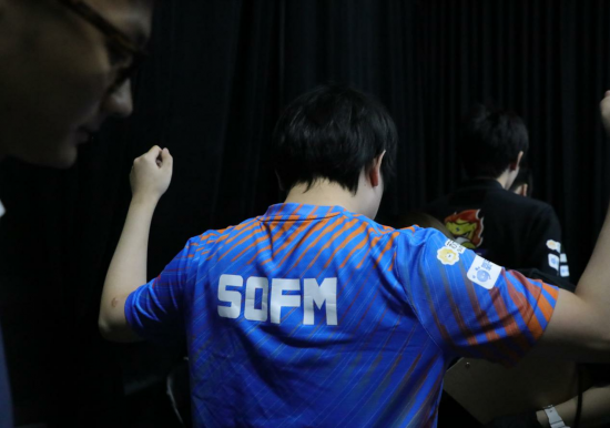 T1战胜AL成功晋级英雄联盟S15半决赛